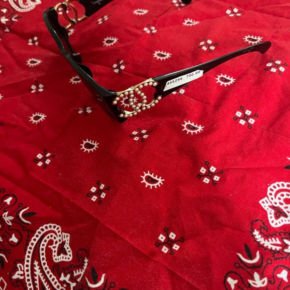 Was a gift but but no longer with said person. - Picture 4 of 8